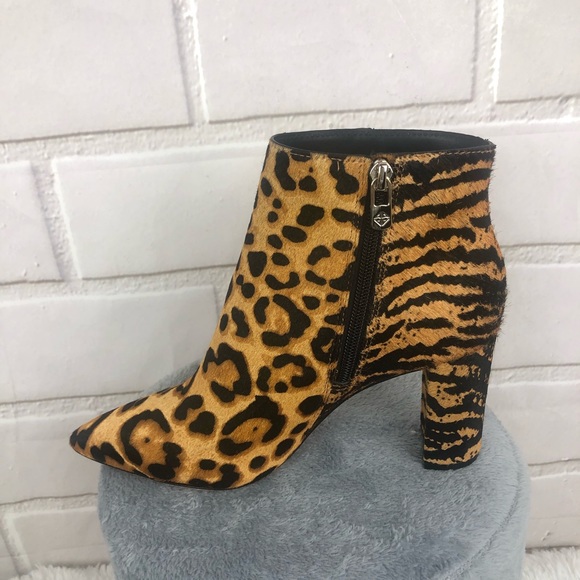 Antonio Melani Animal print block heel boots - Picture 8 of 11